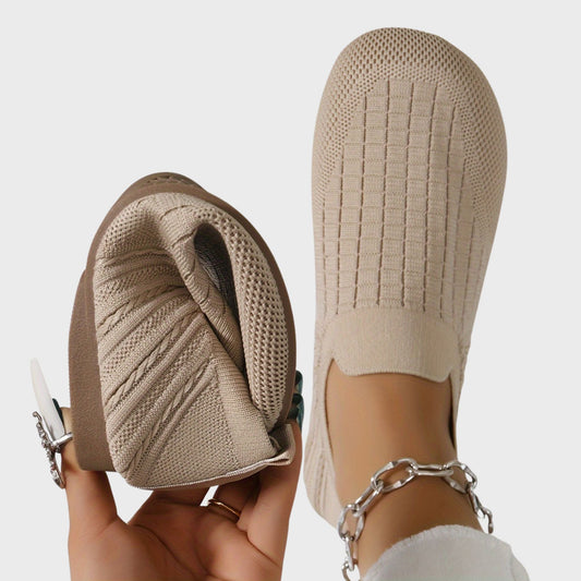Avril | All-Season Round Toe Orthopedic Shoes